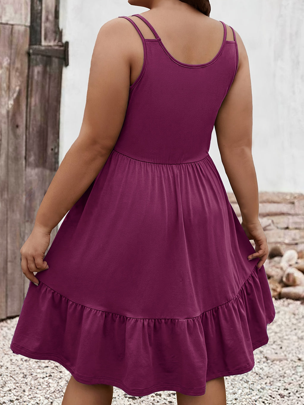 Robe courte grande taille — Double bretelle et jersey froncé