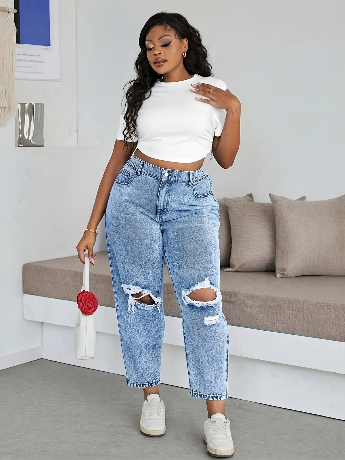 Jean grande taille, coupe oversize, tenue franche, tissu opaque