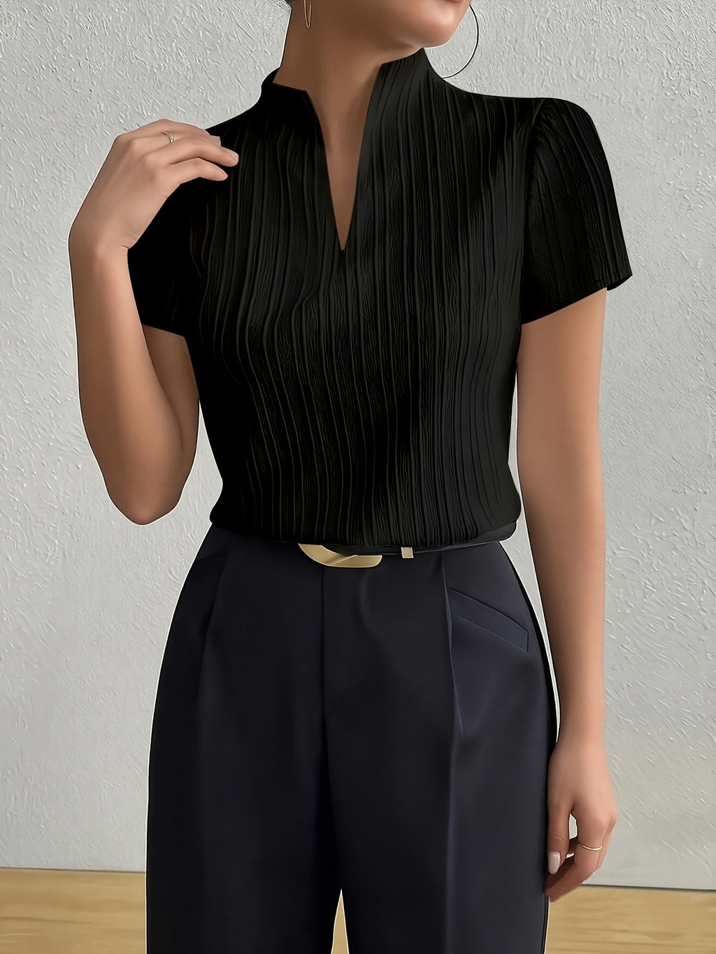 Chemise grande taille, col V, manches courtes, vu de dos