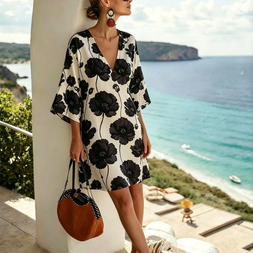 Robe grande taille à imprimé fleuri, coupe ample, col V — matière : polyester