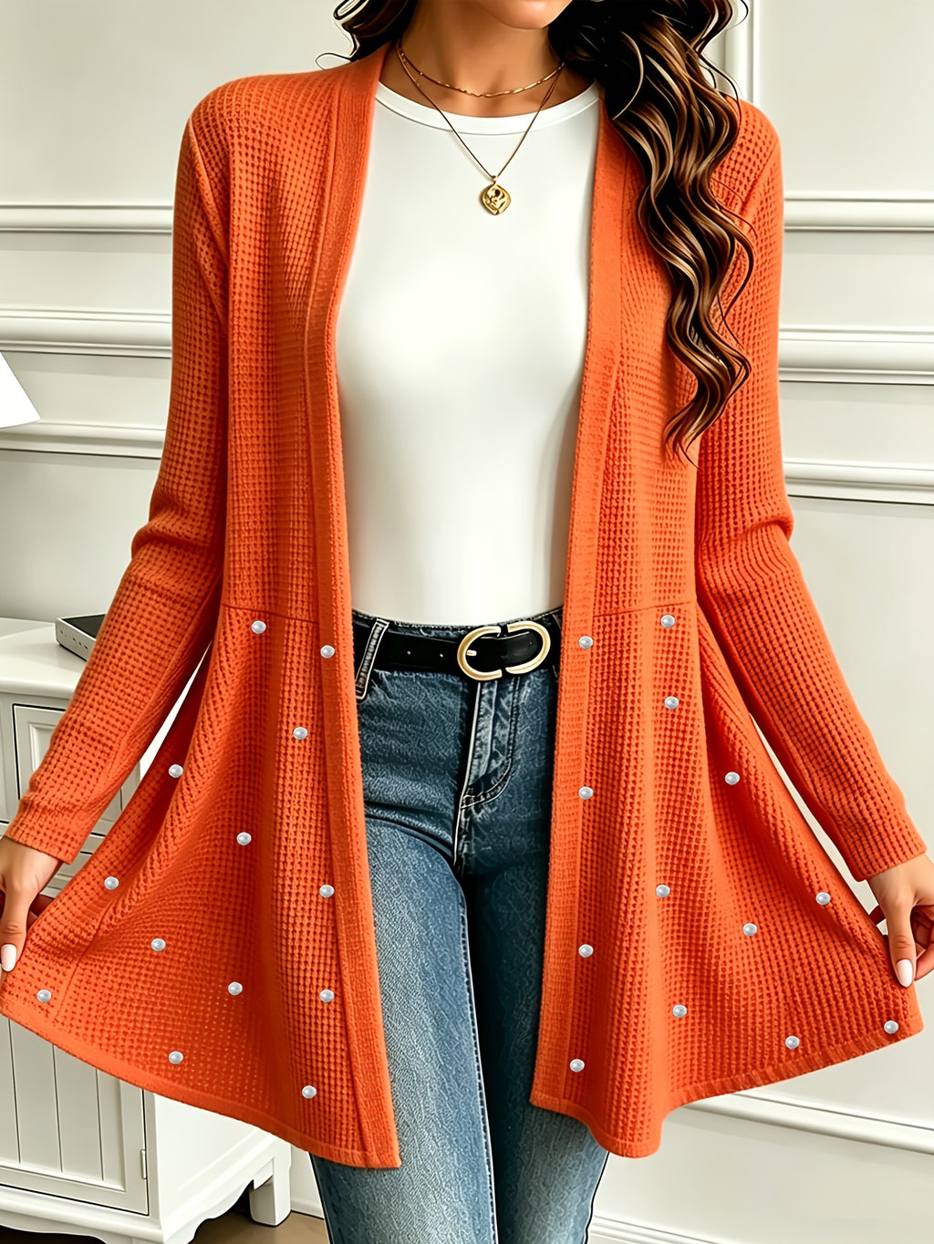 Veste grande taille, perles, manches longues, mise en situation