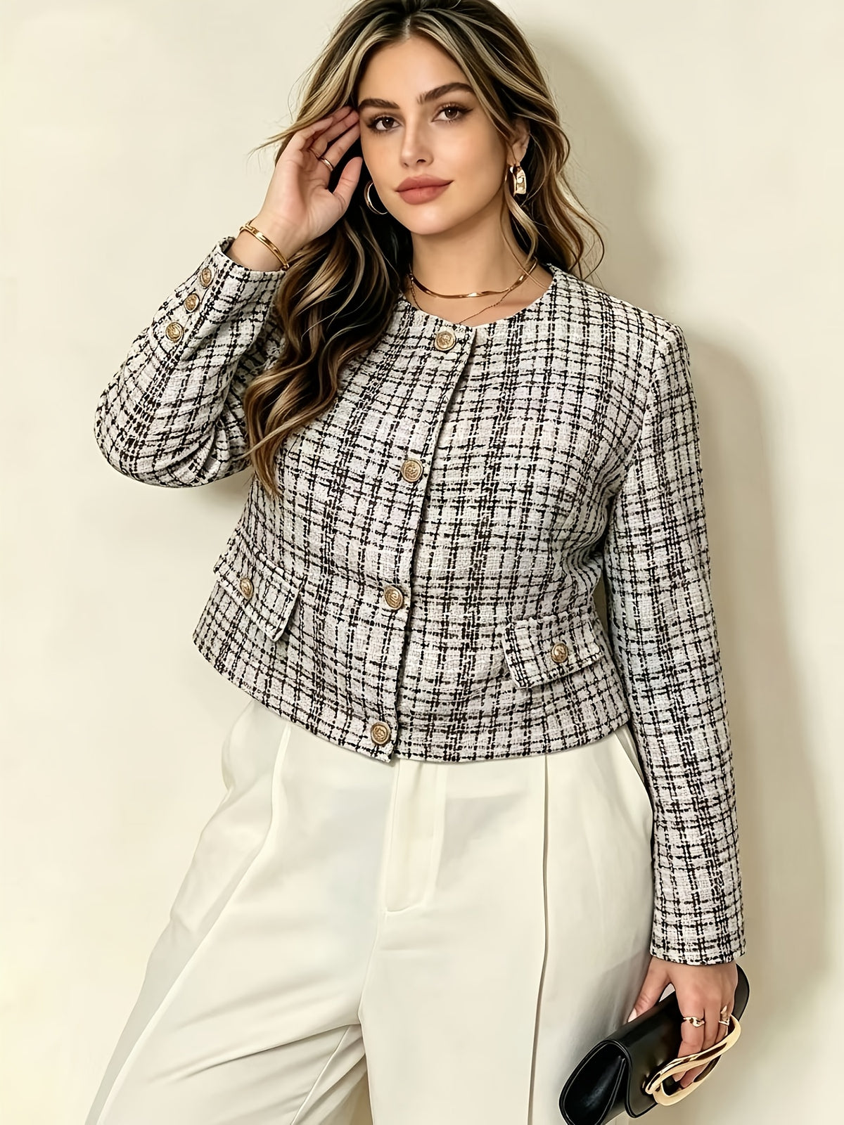 Veste grande taille en tweed, mise en situation