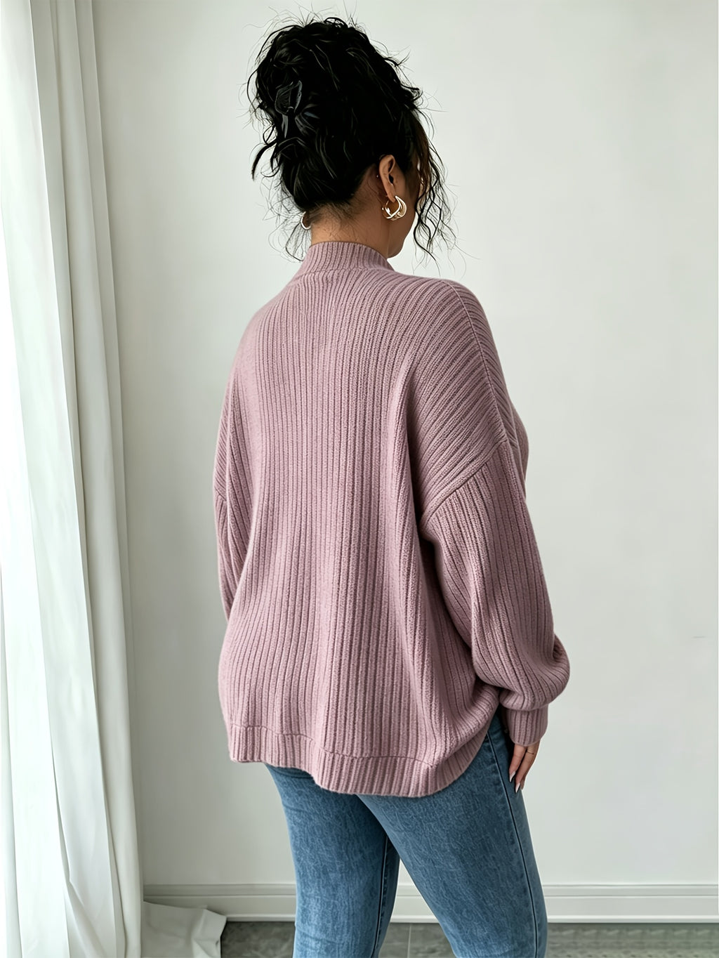 Cardigan grande taille, coupe ample, manches longues, gros plan
