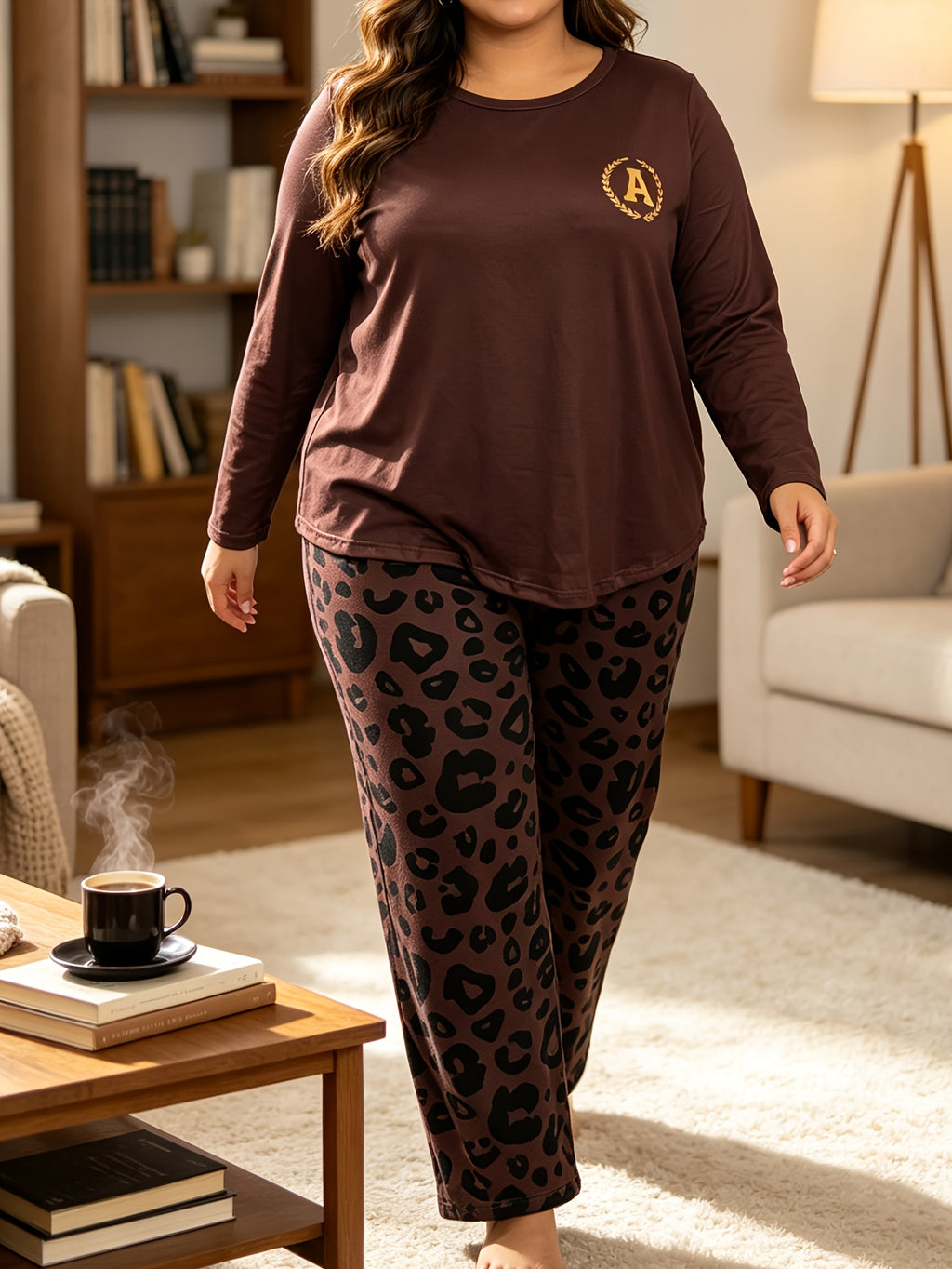 Pyjama grande taille à imprimé léopard, coupe ample, manches longues — composition : 95% Polyester, 5% Élasthanne