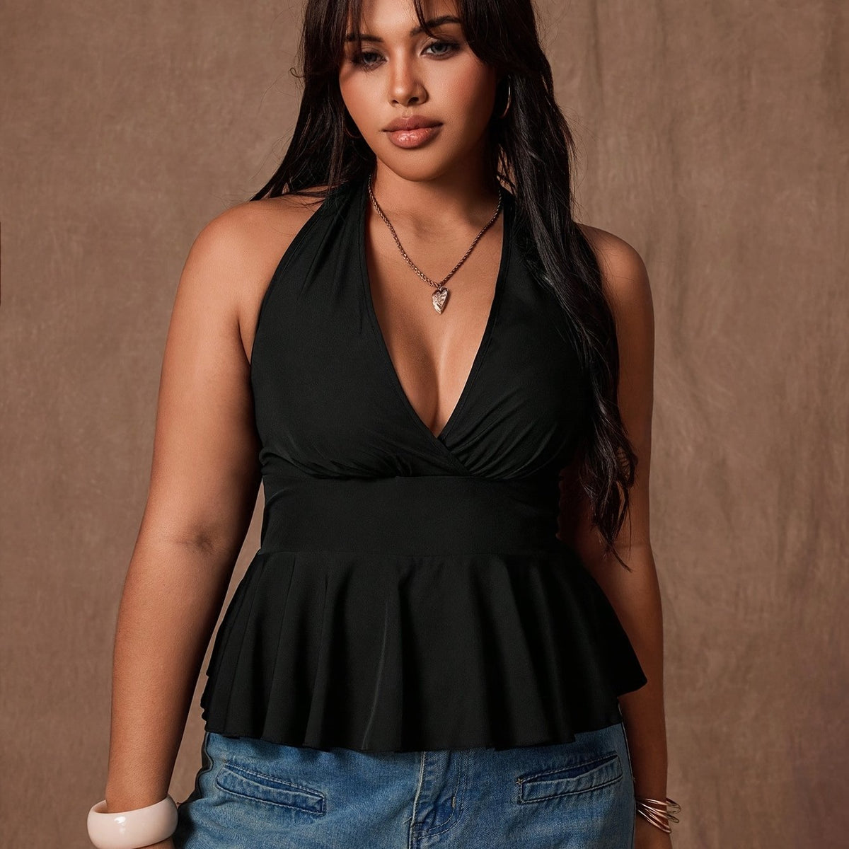 Top grande taille, allure élégante — matière : polyester Image