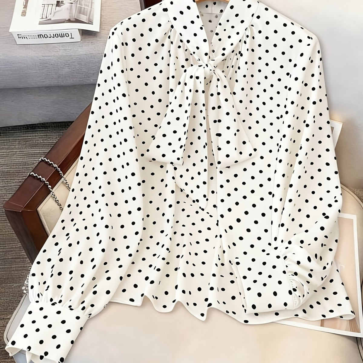 Blouse grande taille à pois, manches longues, tissu opaque