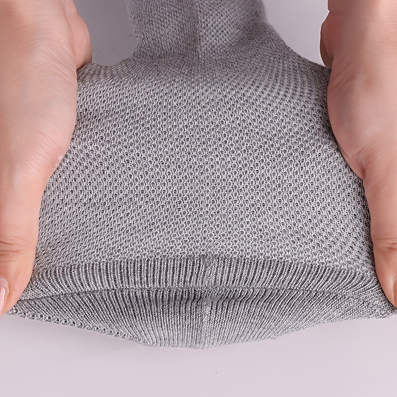 Chaussettes grande taille, coupe ample, toucher naturel, détail du tissu