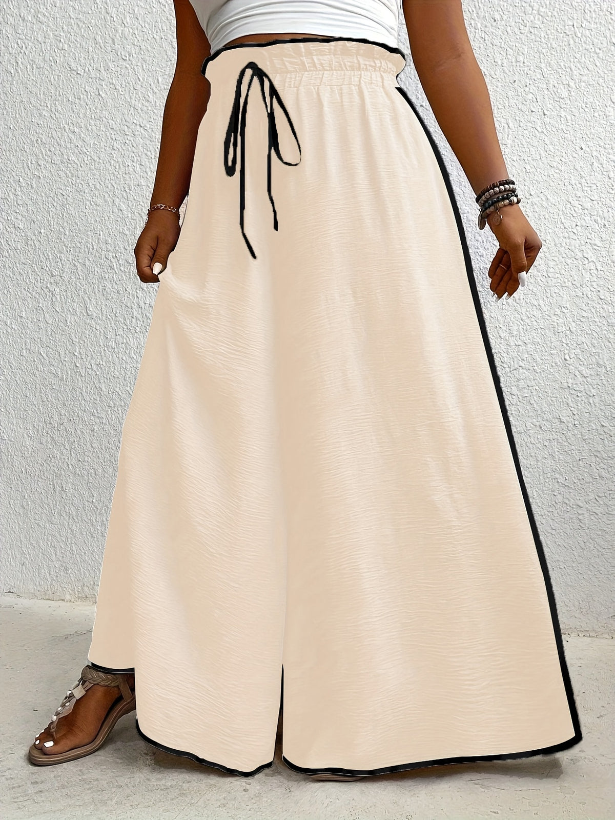 Pantalon grande taille à rayures, coupe évasée, visuel produit