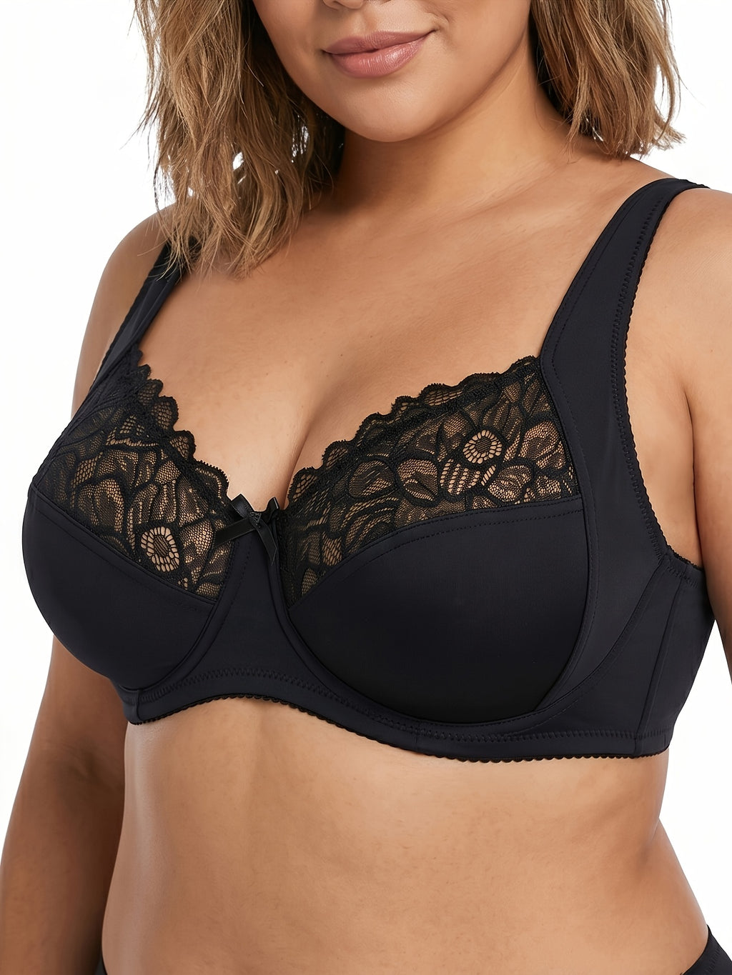 Soutien-gorge grande taille — Ailes hautes et haut ajouré