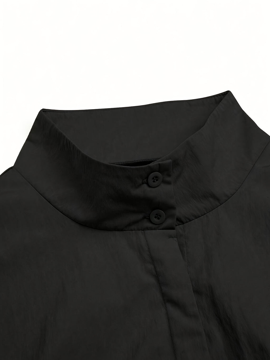 Robe grande taille, coupe ample, manches longues, détail du tissu