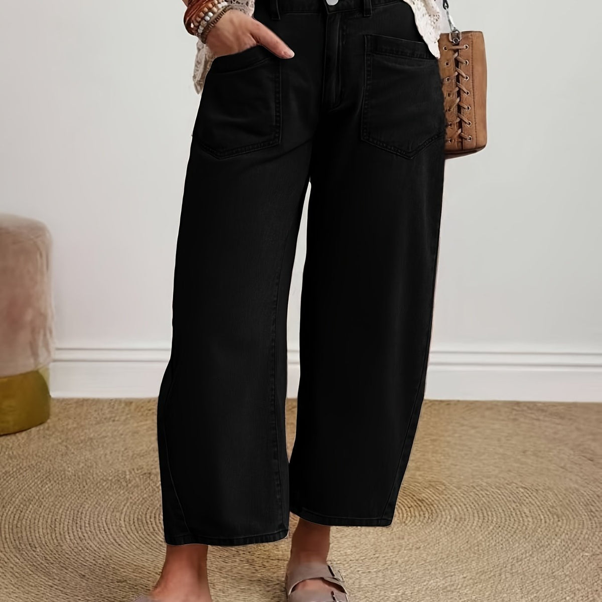 Jean grande taille, coupe oversize, délavage doux, tenue franche — matière : denim