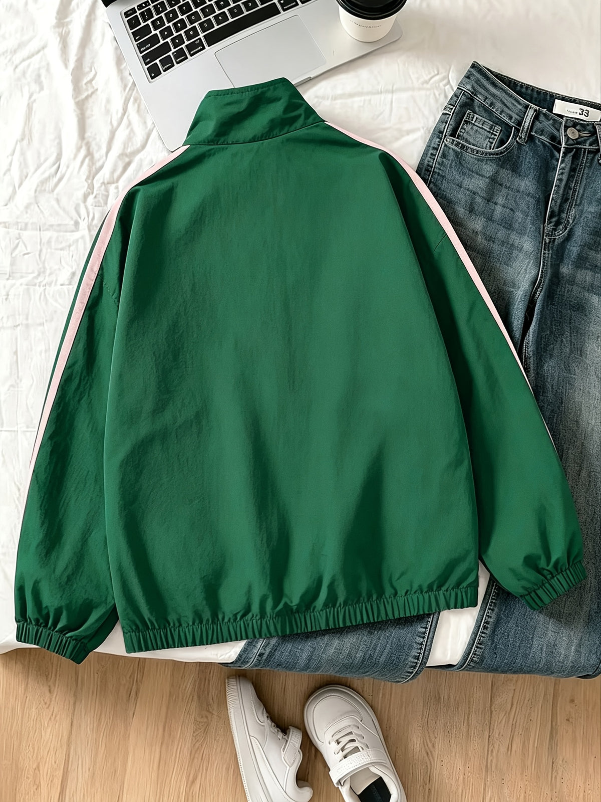 Veste grande taille à rayures, coupe ample, fermeture zippée, tissu opaque