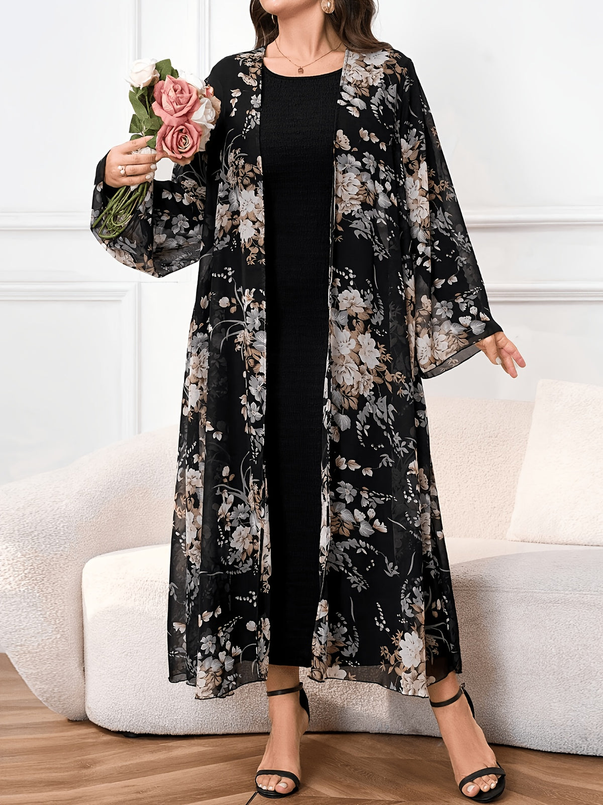 Cardigan grande taille en soie à imprimé fleuri, tombé fluide — composition : 95% Polyester, 5% Élasthanne