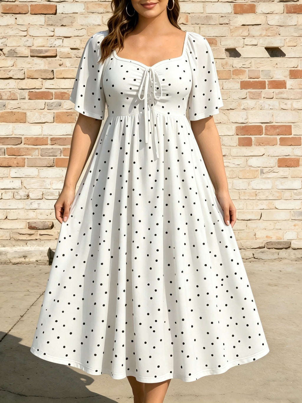 Robe mi-longue grande taille — Pois, taille sous poitrine