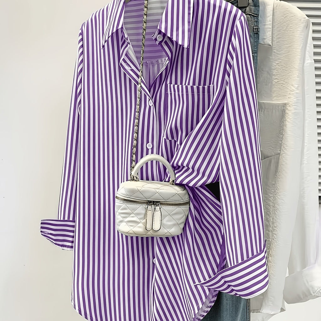 Chemise grande taille à rayures, coupe oversize, col à revers, boutonnage, détail du col