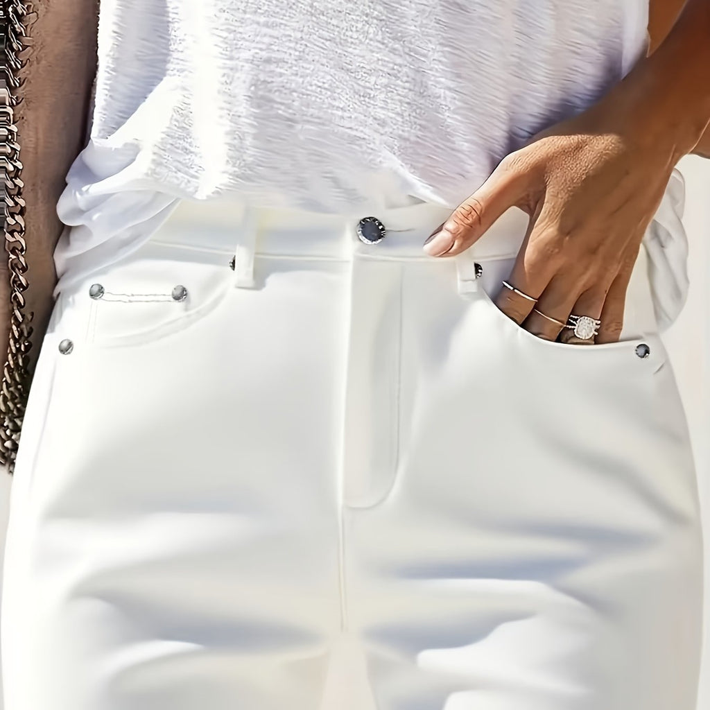 Jean grande taille, coupe oversize, délavage doux, tenue franche — matière : denim