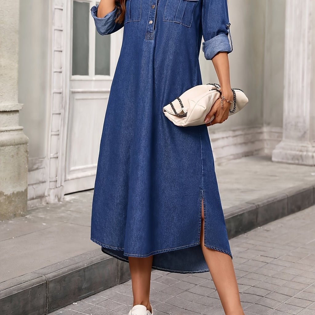 Robe grande taille, coupe ajustée, col V, tenue franche — matière : denim