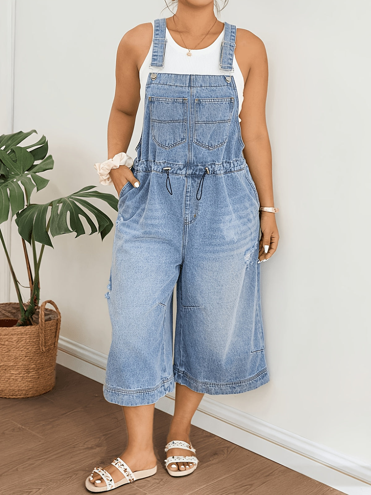 Salopette grande taille, coupe ample, tenue franche — composition : 75% Coton, 23% Polyester, 2% Élasthanne Image