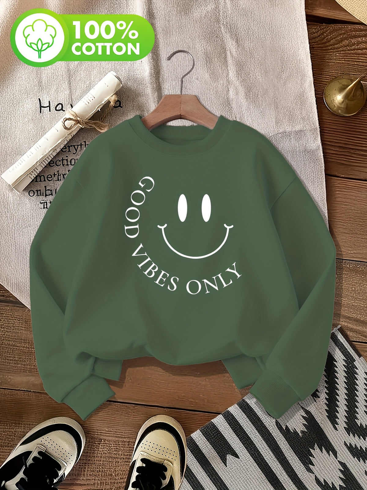 Sweat grande taille, col rond, capuche, toucher naturel, vue de profil