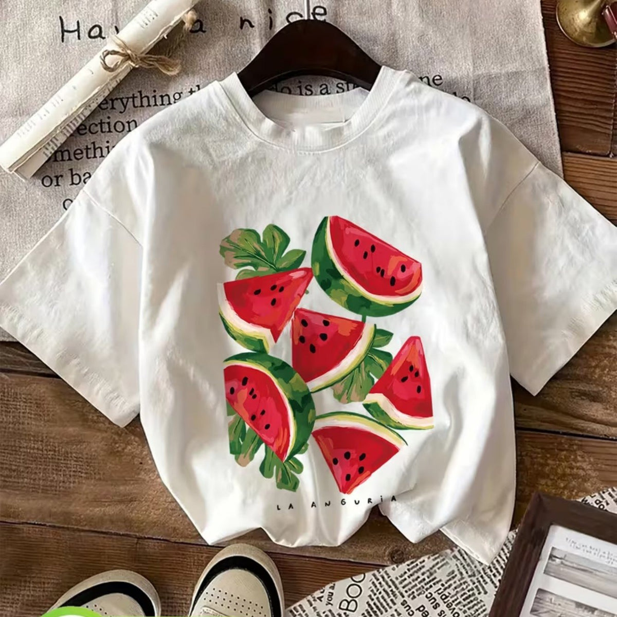 T-shirt grande taille, col rond, manches courtes, toucher naturel Image