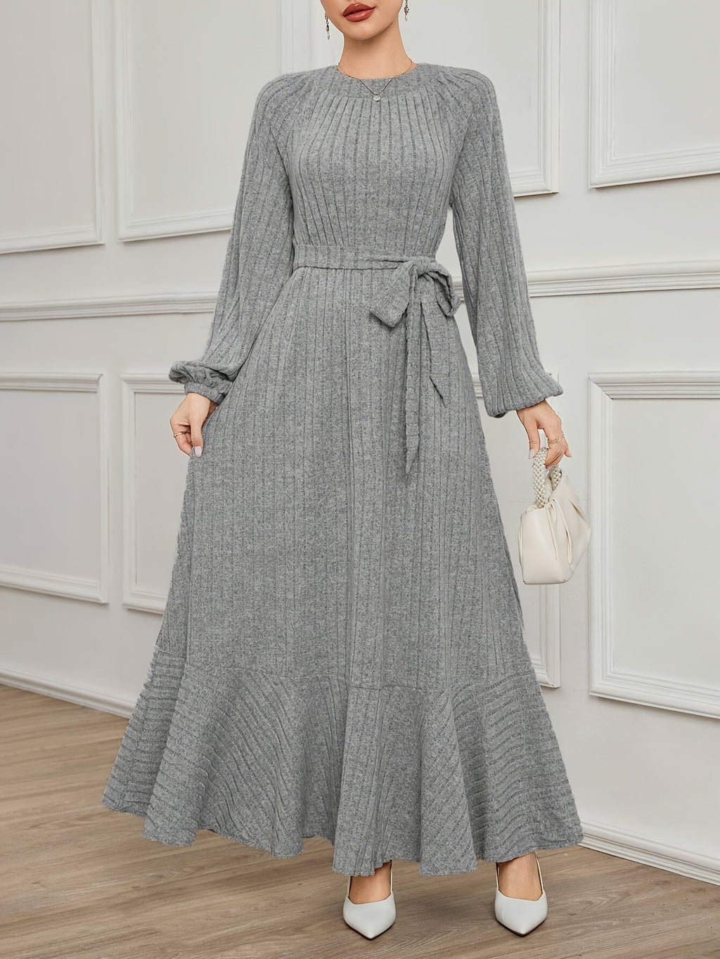 Robe pull grande taille — Manches ballon et maille côtelée