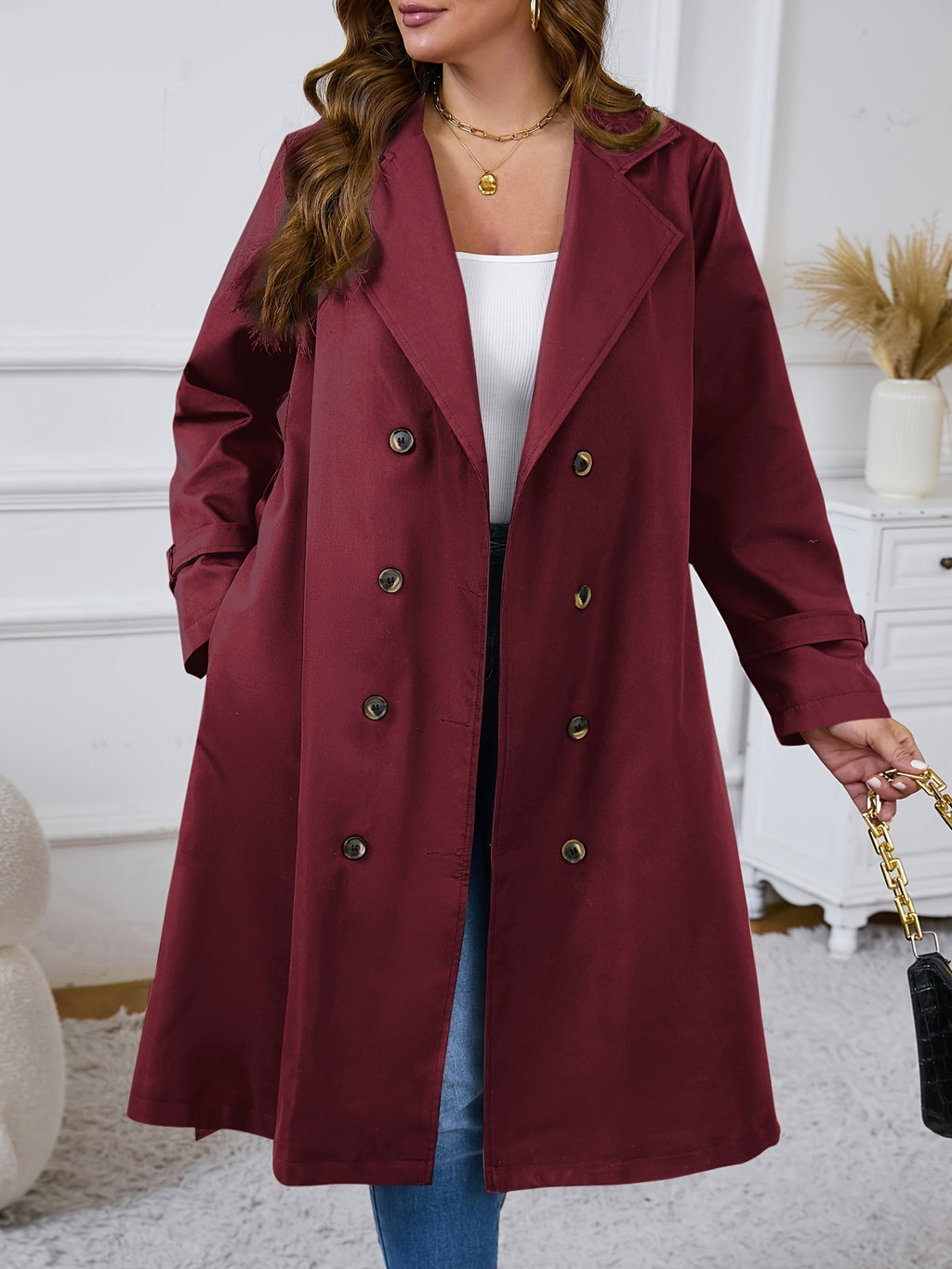 Manteau grande taille, coupe longue, col à revers, boutonnage