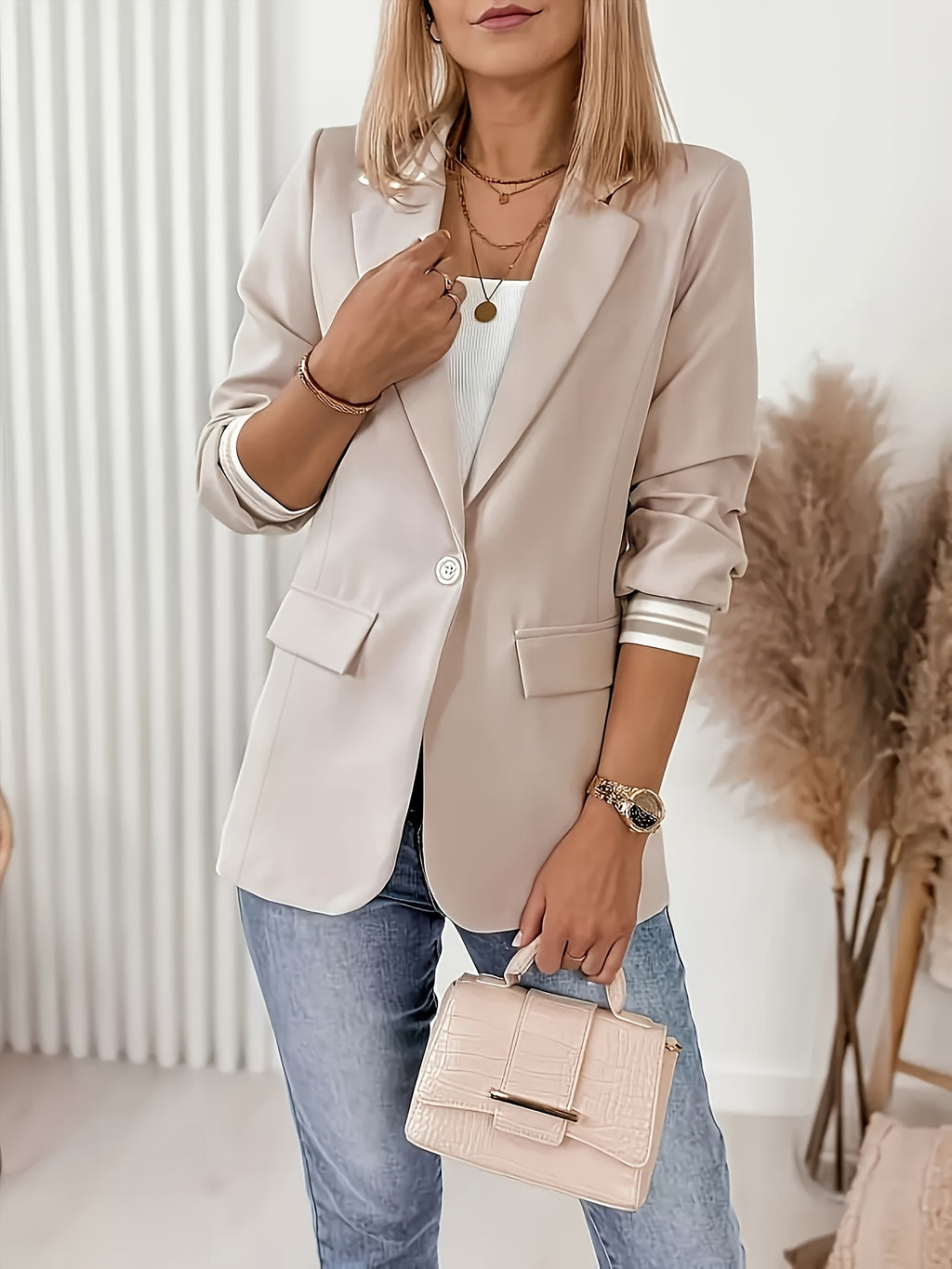Veste grande taille à carreaux, poches pratiques, tissu opaque