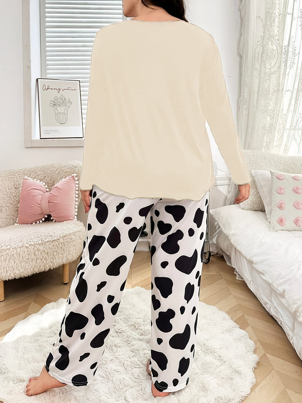 Pyjama grande taille à imprimé géométrique, coupe ample, manches longues, gros plan