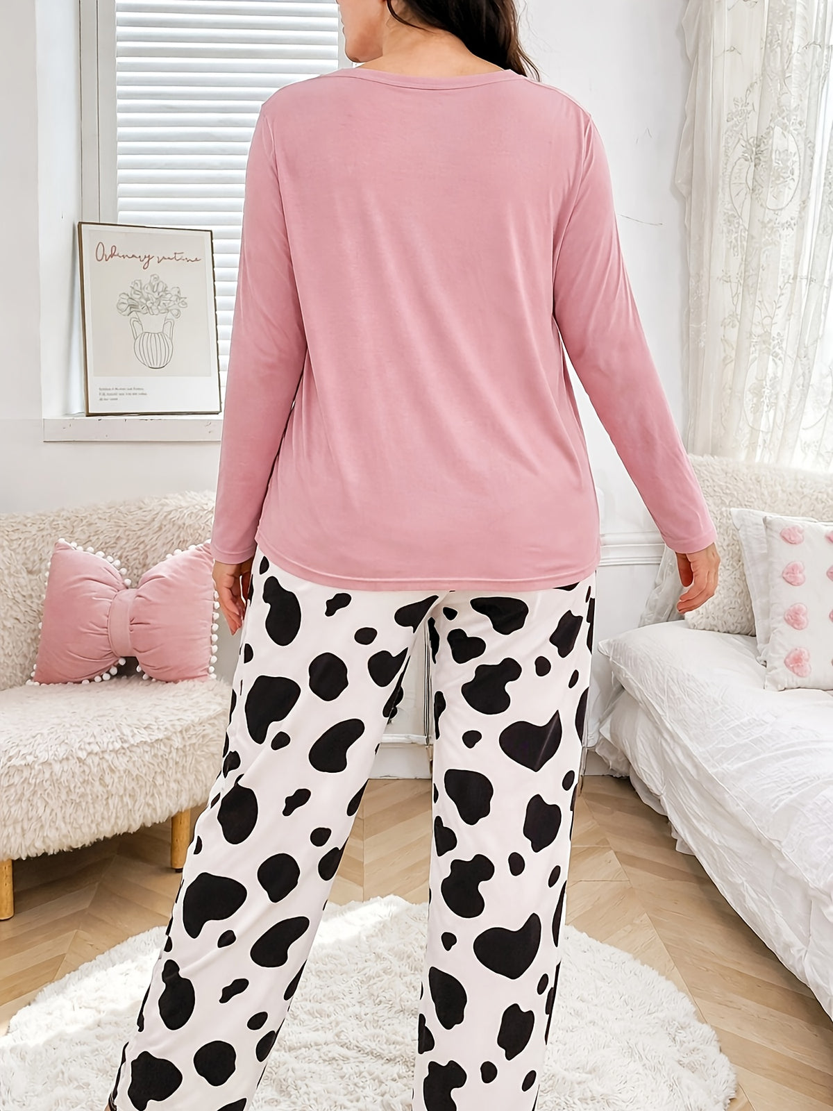 Pyjama grande taille à imprimé géométrique, coupe ample, manches longues, vu de dos
