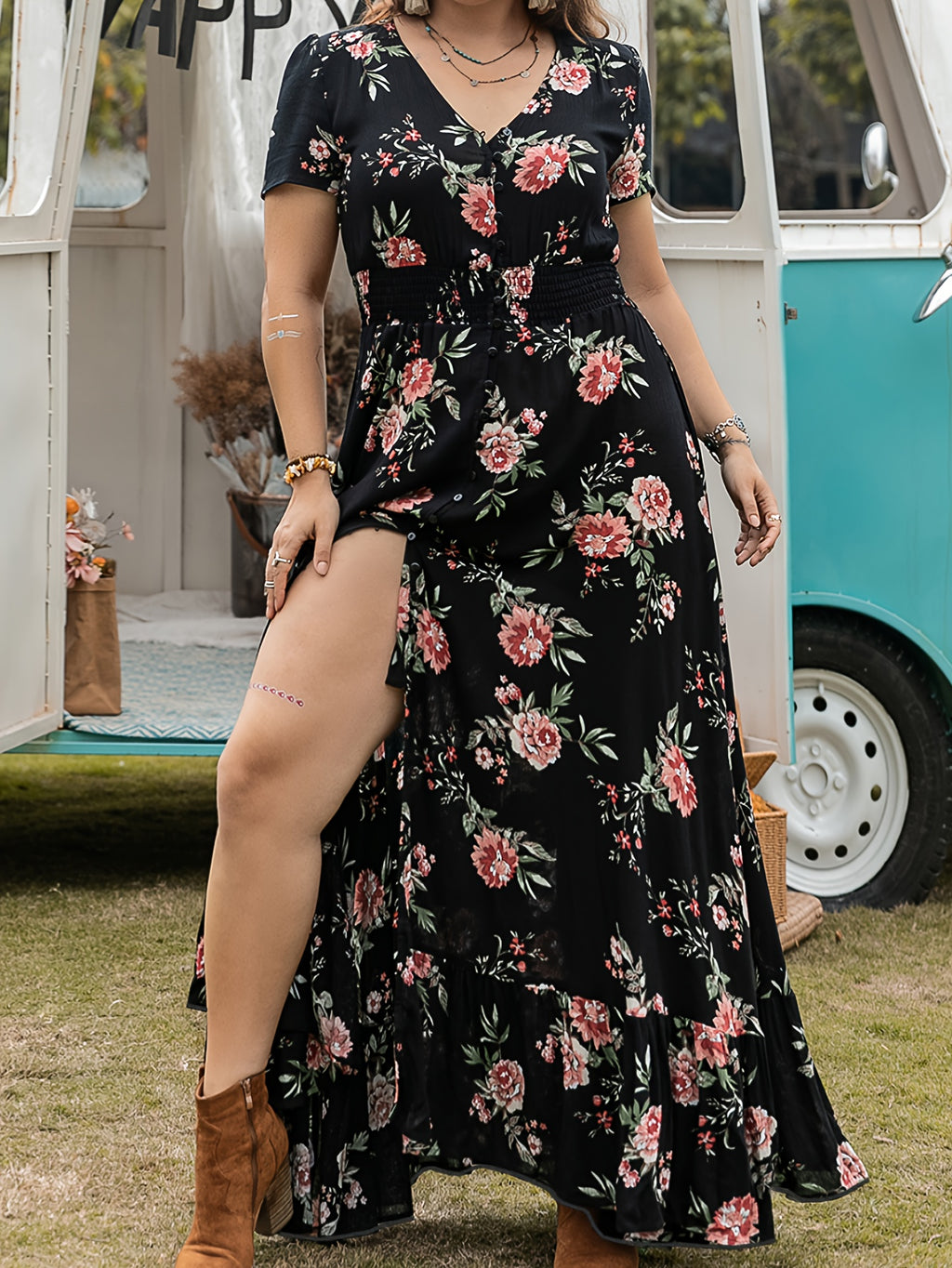 Robe longue grande taille — Fleurie à patte boutonnée viscose