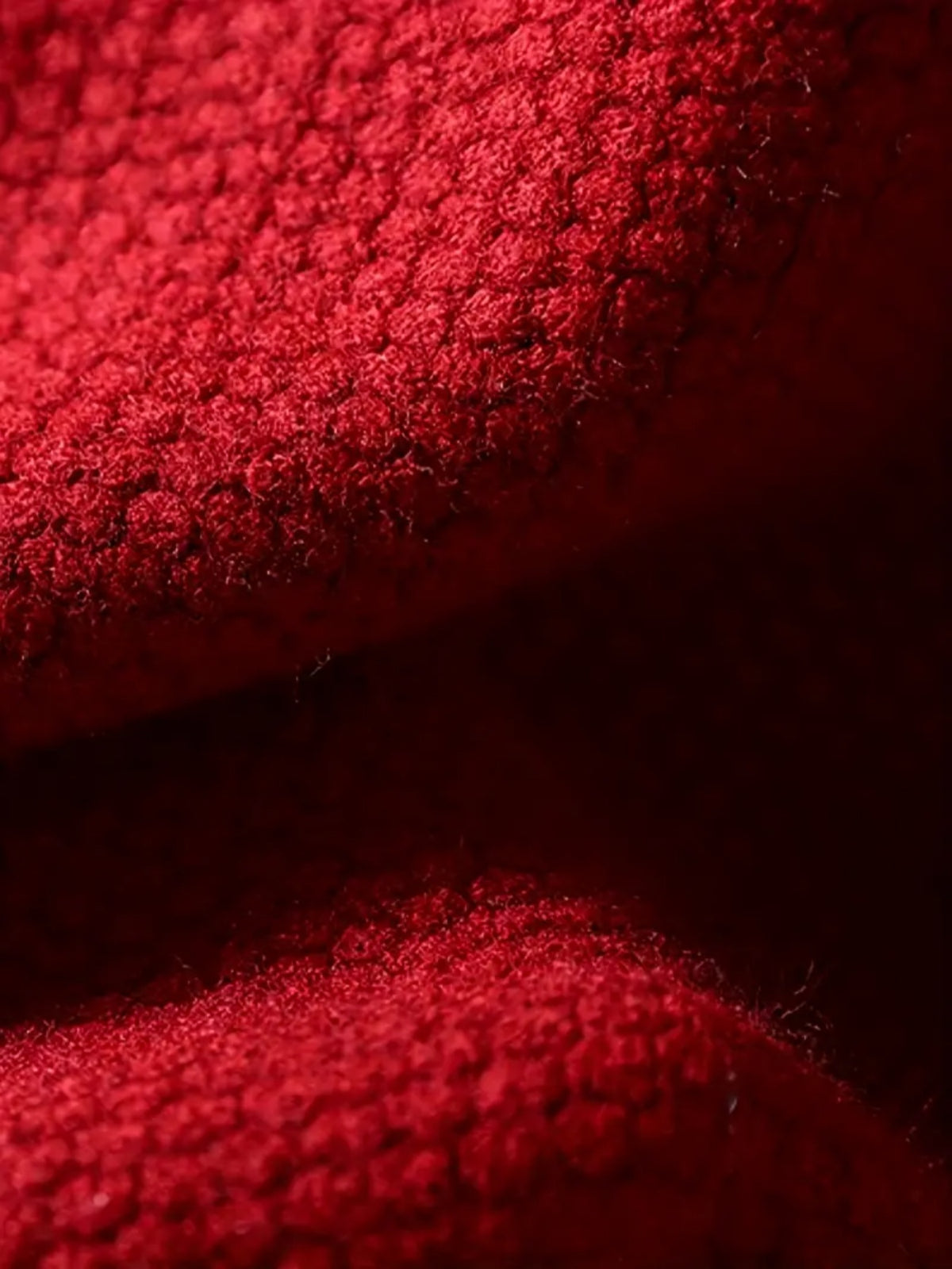 Cardigan grande taille, coupe oversize, boutonnage, manches longues, détail du tissu