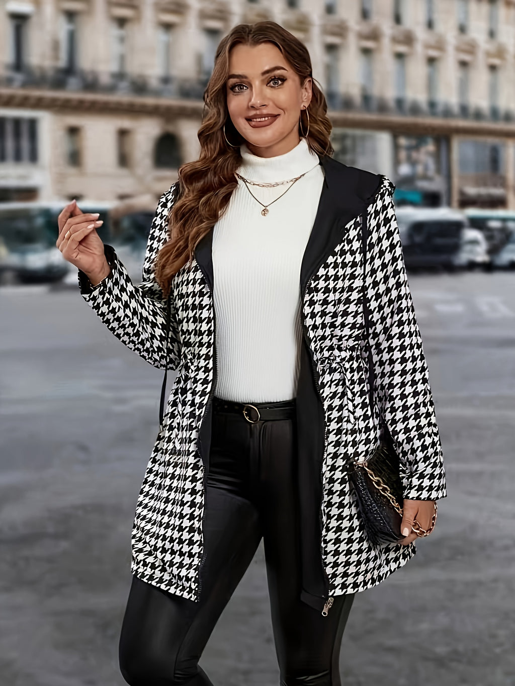Manteau grande taille, coupe oversize, détail du col