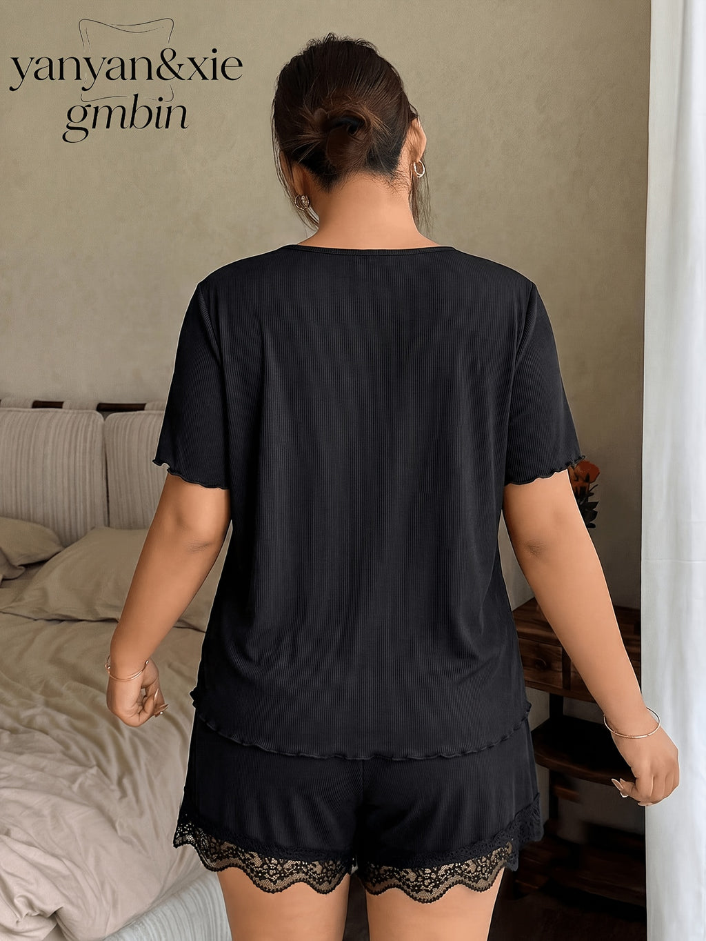 Pyjama grande taille en dentelle, coupe ample, manches courtes, effet ajouré, tissu opaque