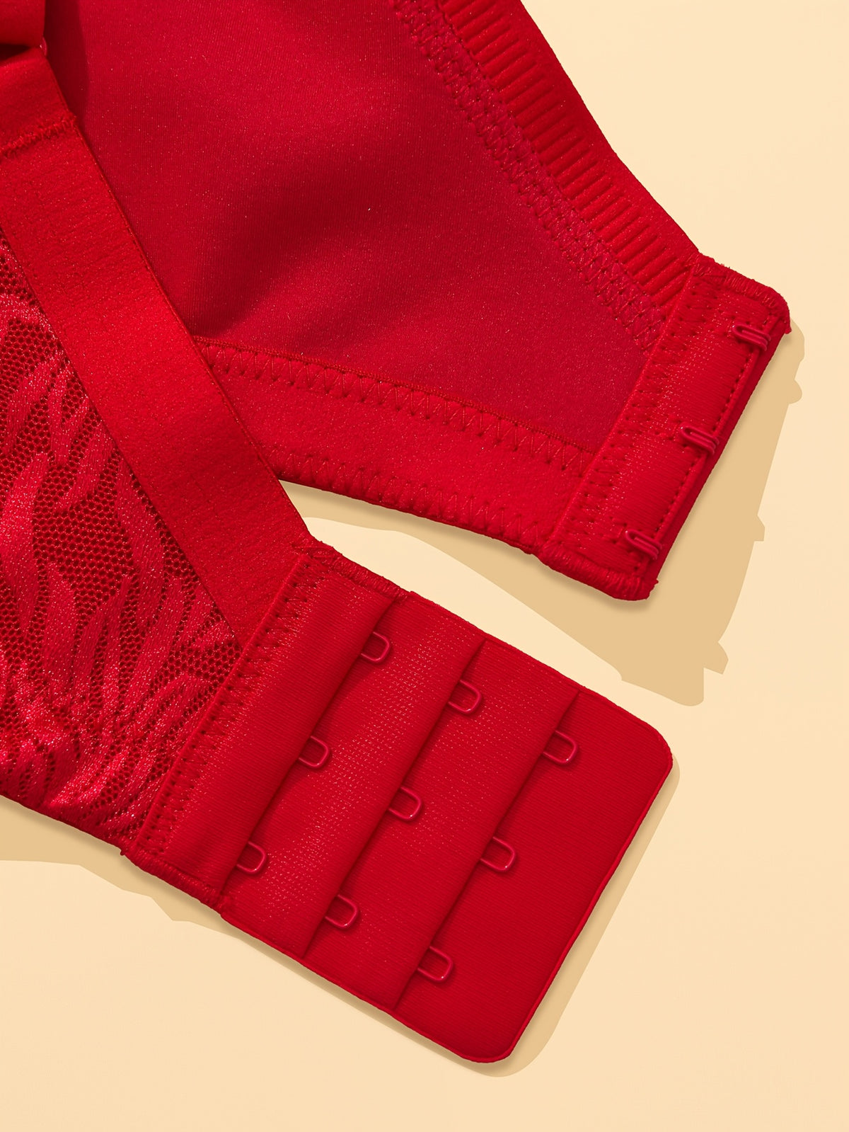 Soutien-gorge grande taille — Maille florale, côtés hauts