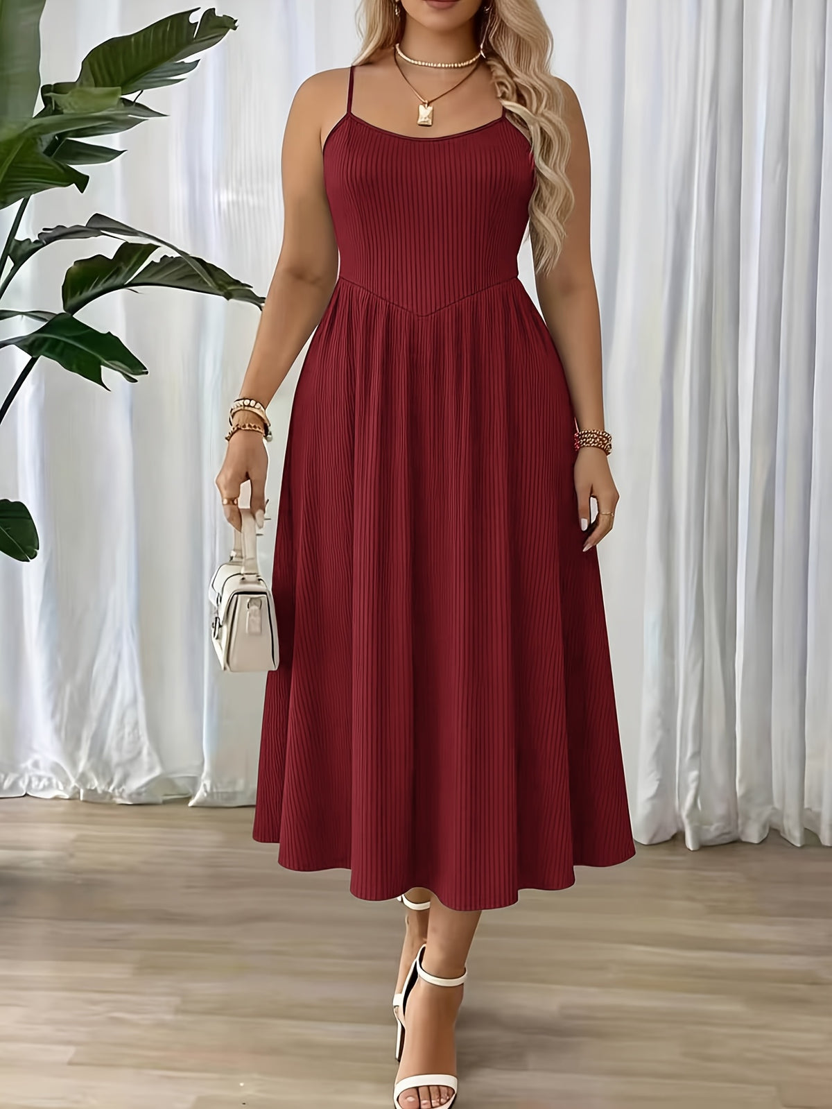 Robe longue grande taille — Maille côtelée à buste pointu
