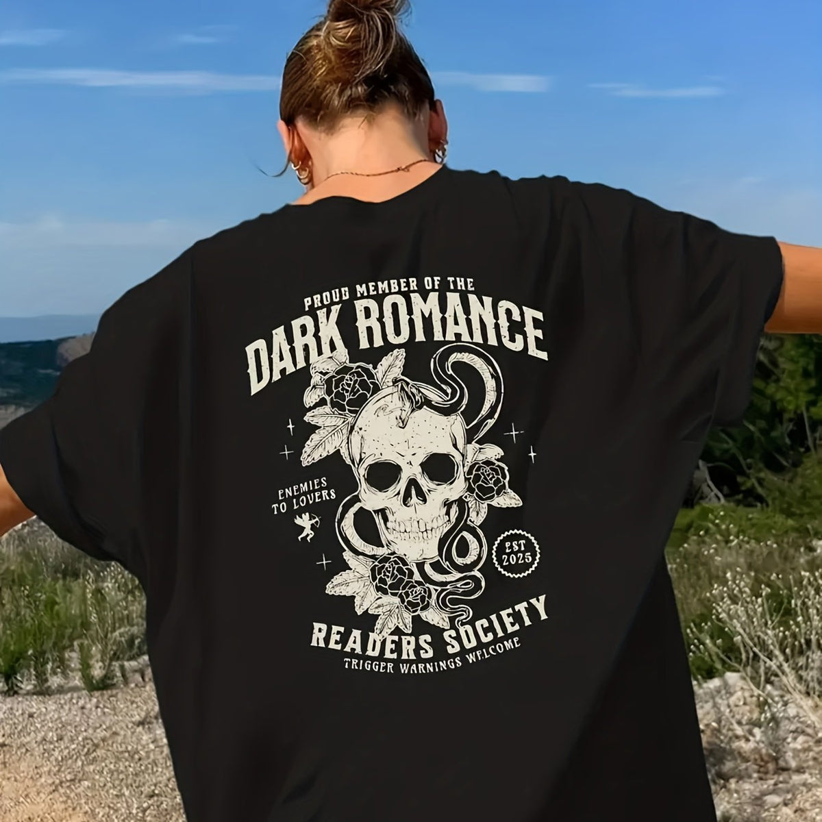 T-shirt grande taille, col rond, manches courtes, esprit décontracté — matière : polyester