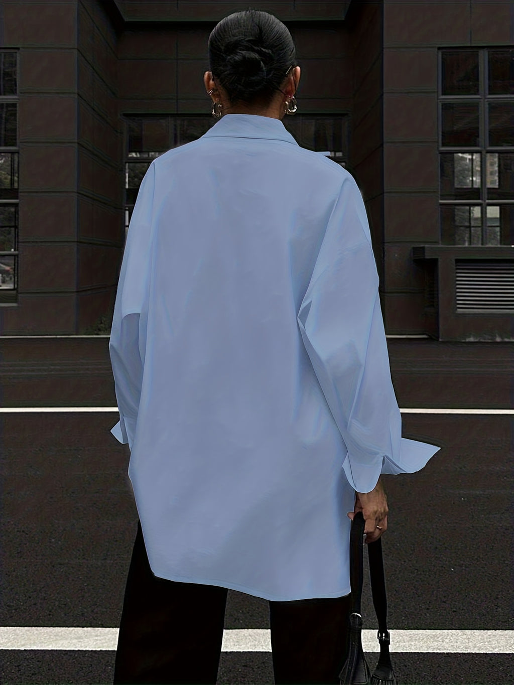 Chemise grande taille en dentelle, col, vue de profil