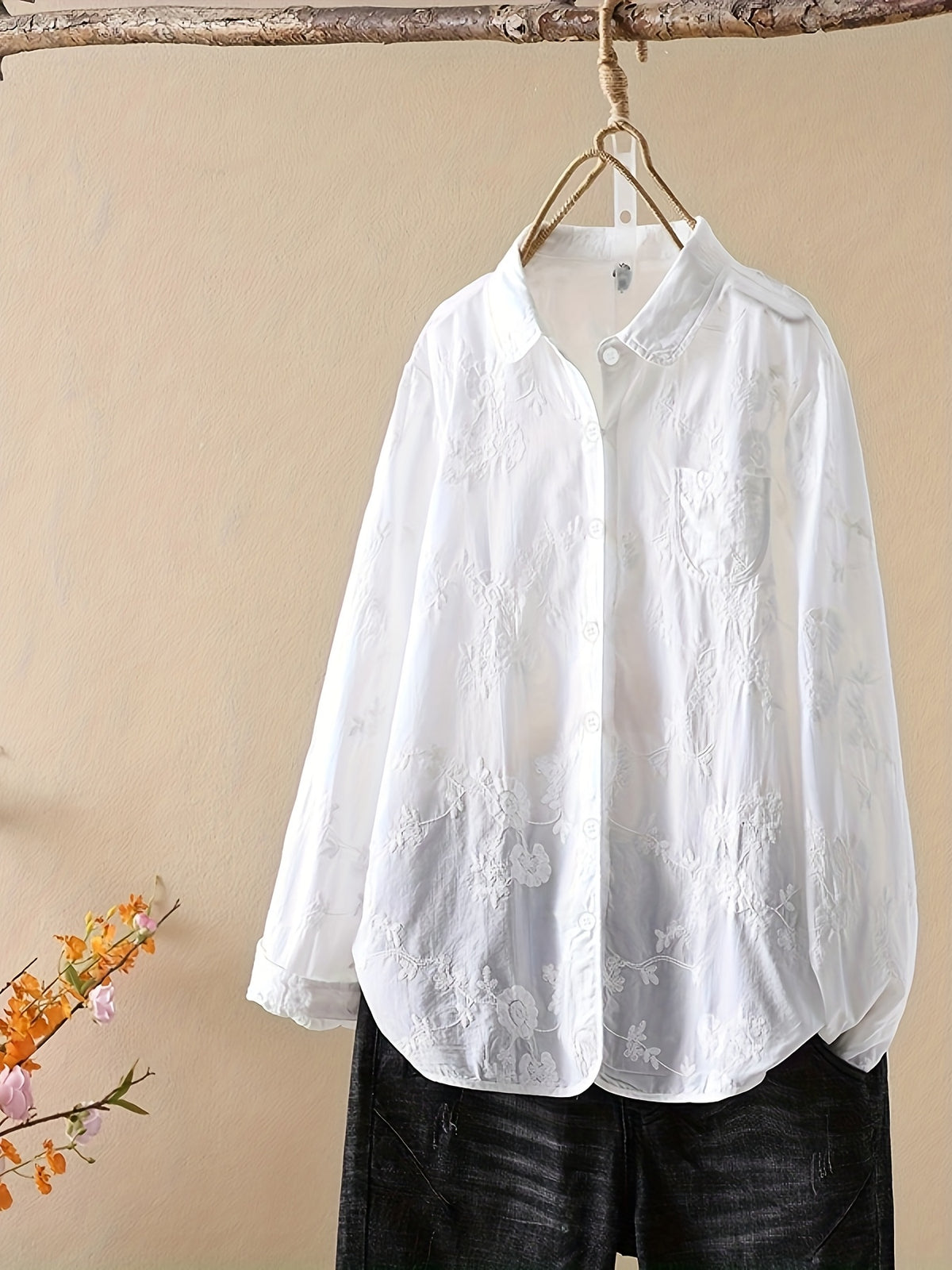 Chemise grande taille à imprimé fleuri, poches pratiques — composition : 100% Polyester