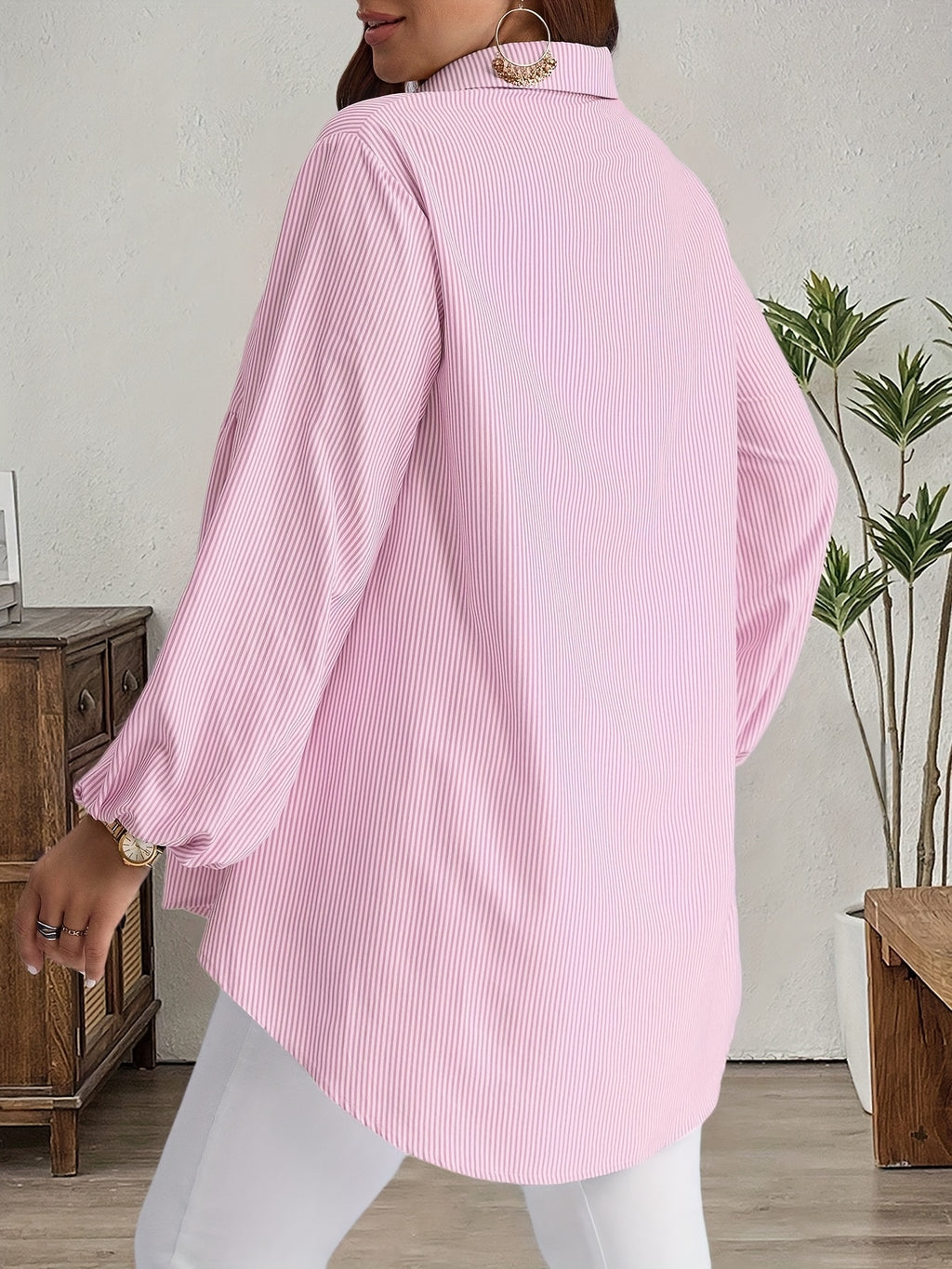 Chemise grande taille à rayures, col polo, vu de dos