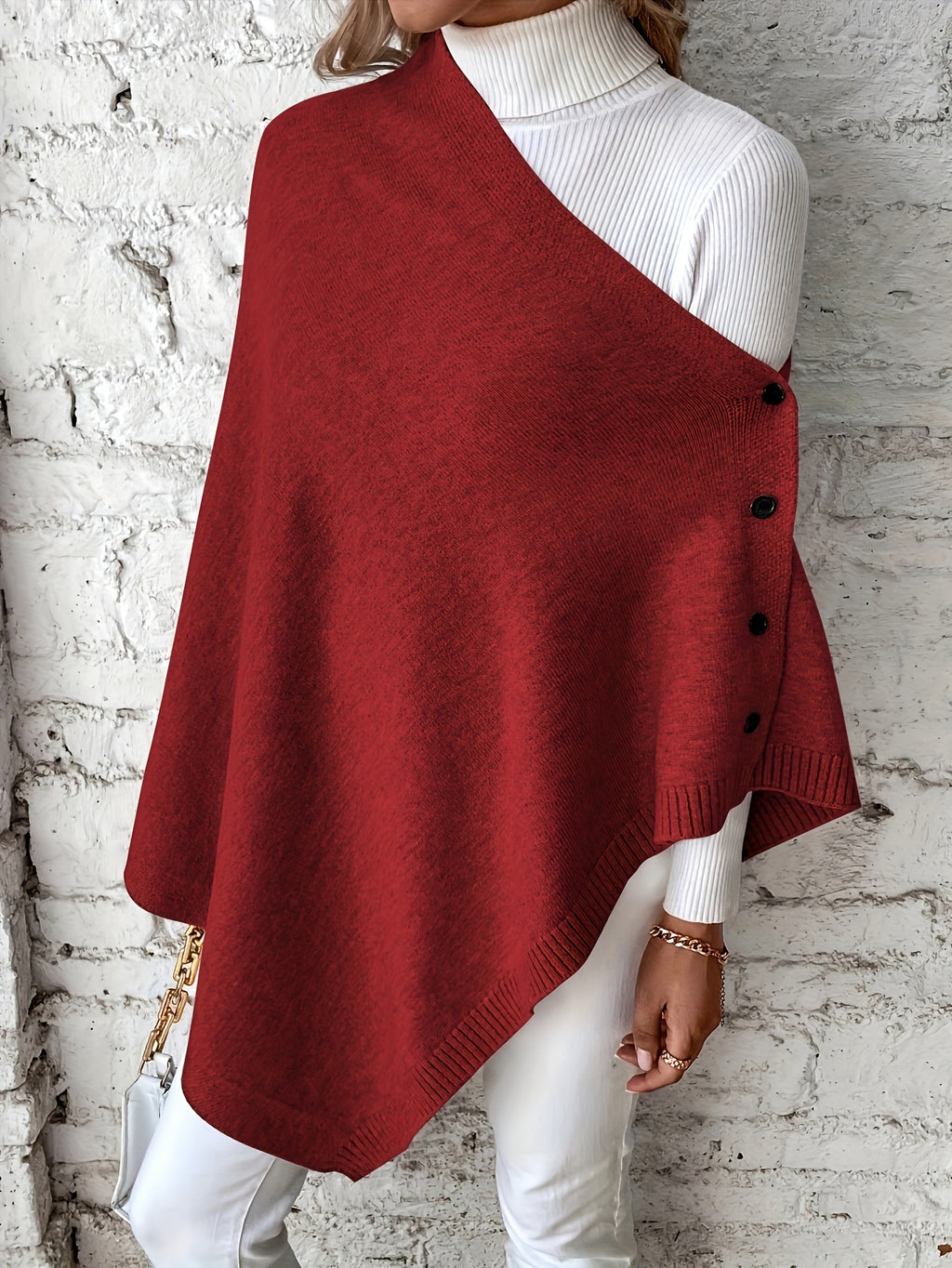 Pull grande taille, coupe oversize, épaules dénudées, vu de dos