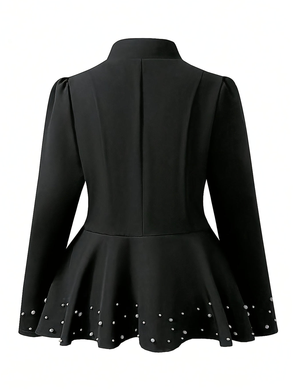 Pull grande taille, coupe oversize, col montant, gros plan