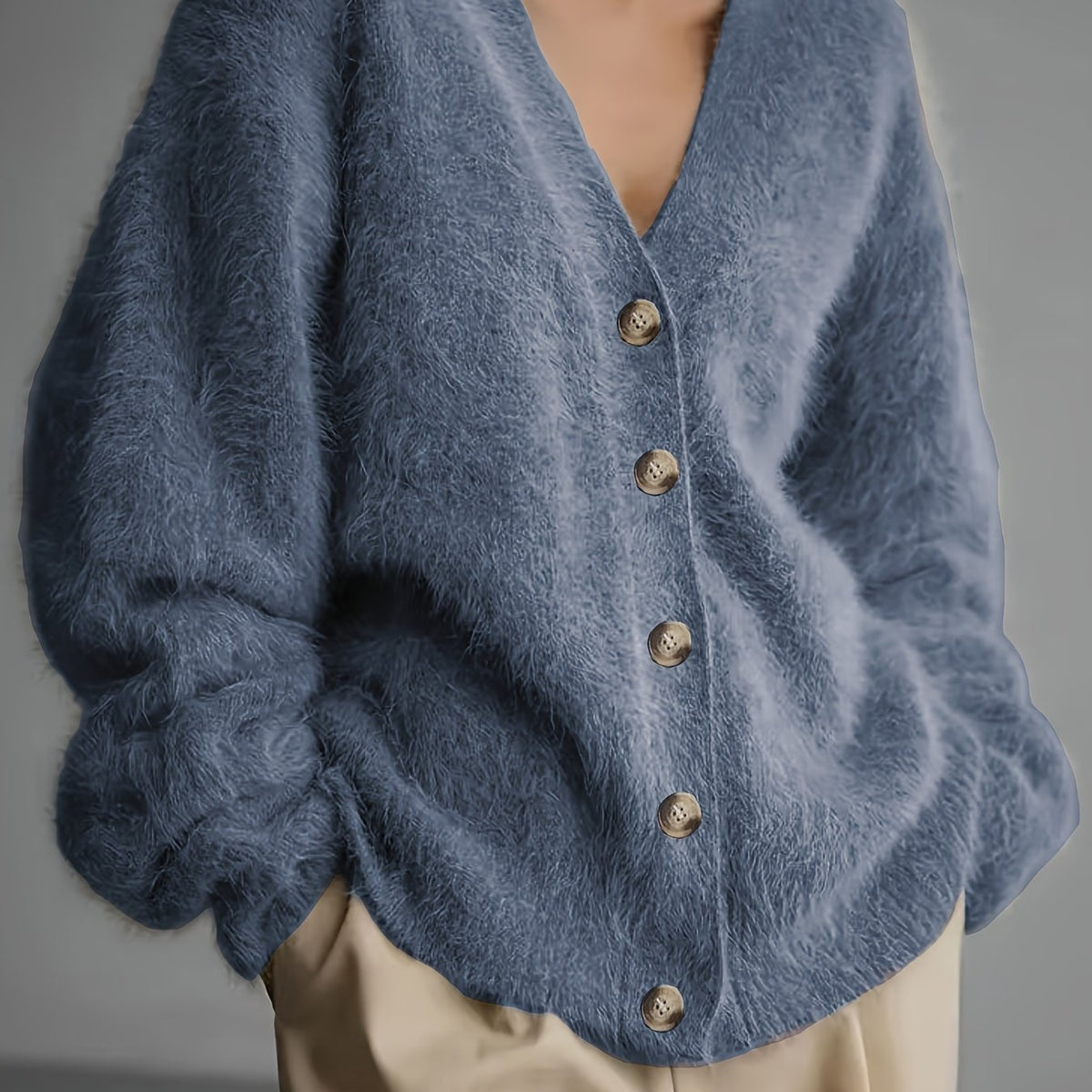 Cardigan grande taille, coupe oversize, boutonnage, manches longues — matière : polyester Image