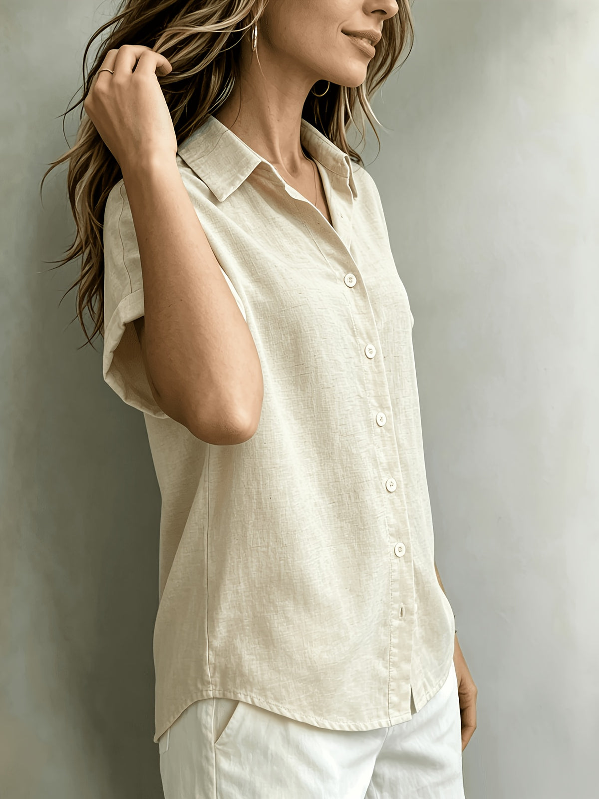Chemise grande taille en lin, coupe ample, manches courtes, tenue souple — composition : 70% Lin, 30% Coton