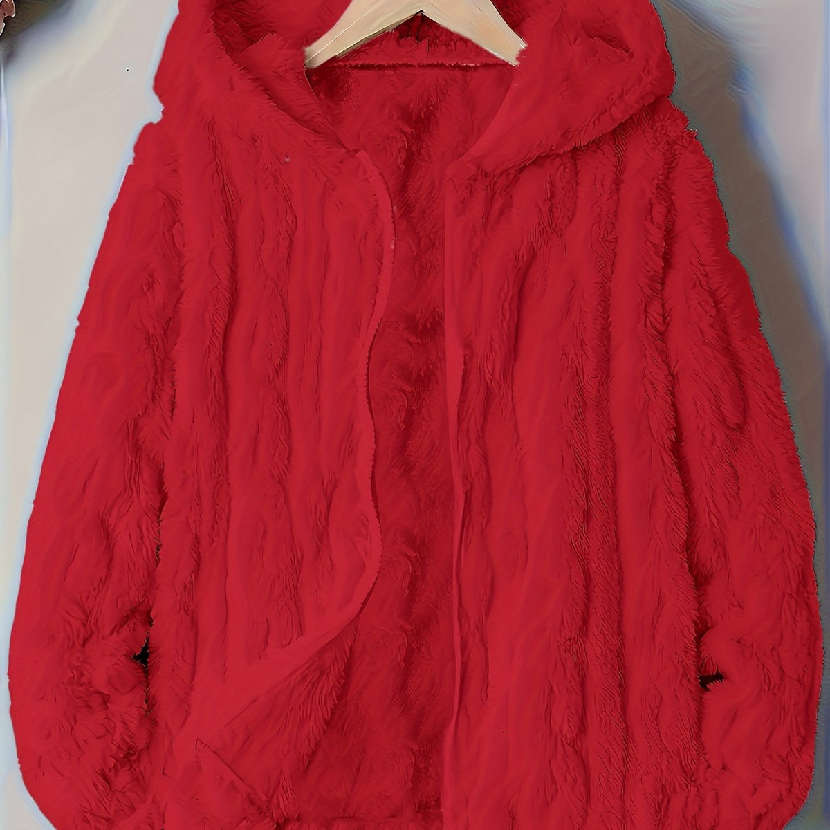 Sweat grande taille, coupe ample, capuche, chaleur d'hiver, porté de face