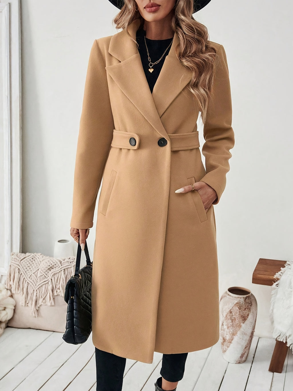 Manteau grande taille, boutonnage, poches pratiques, chaleur d'hiver, visuel produit