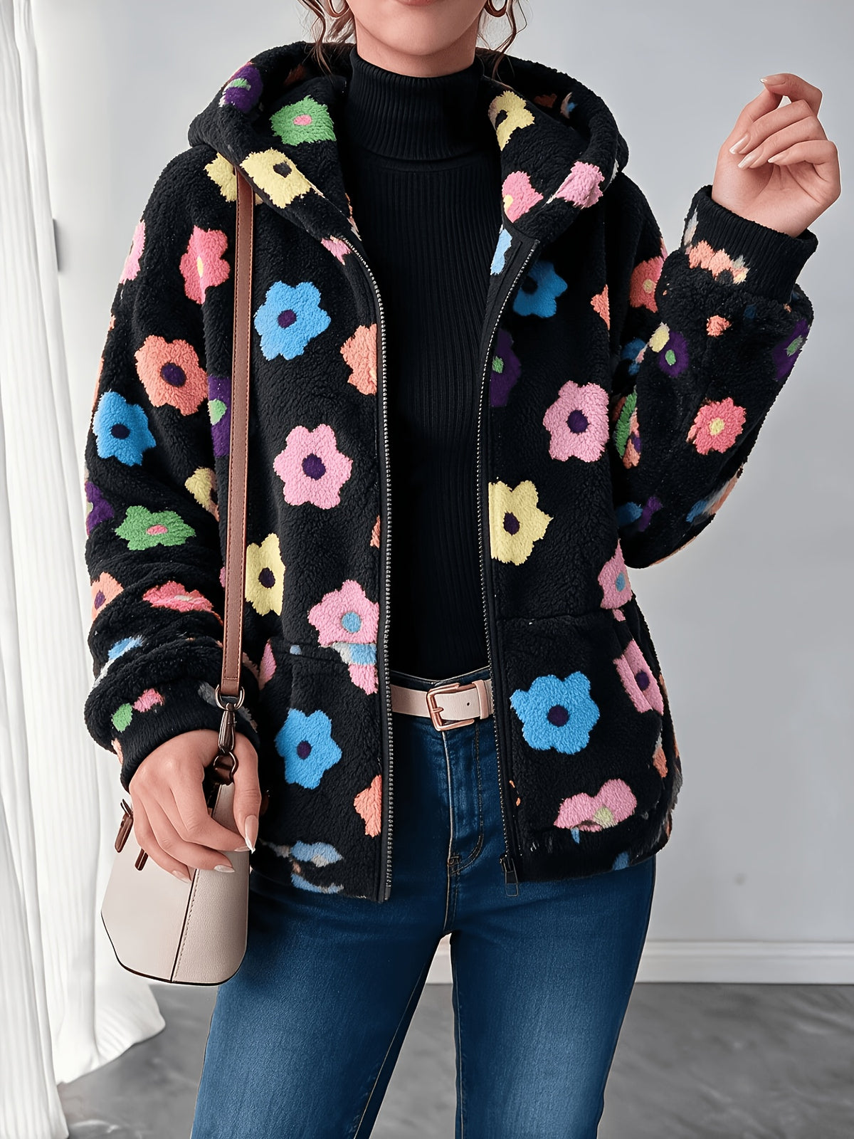 Manteau grande taille à imprimé fleuri, capuche, chaleur d'hiver, détail du tissu