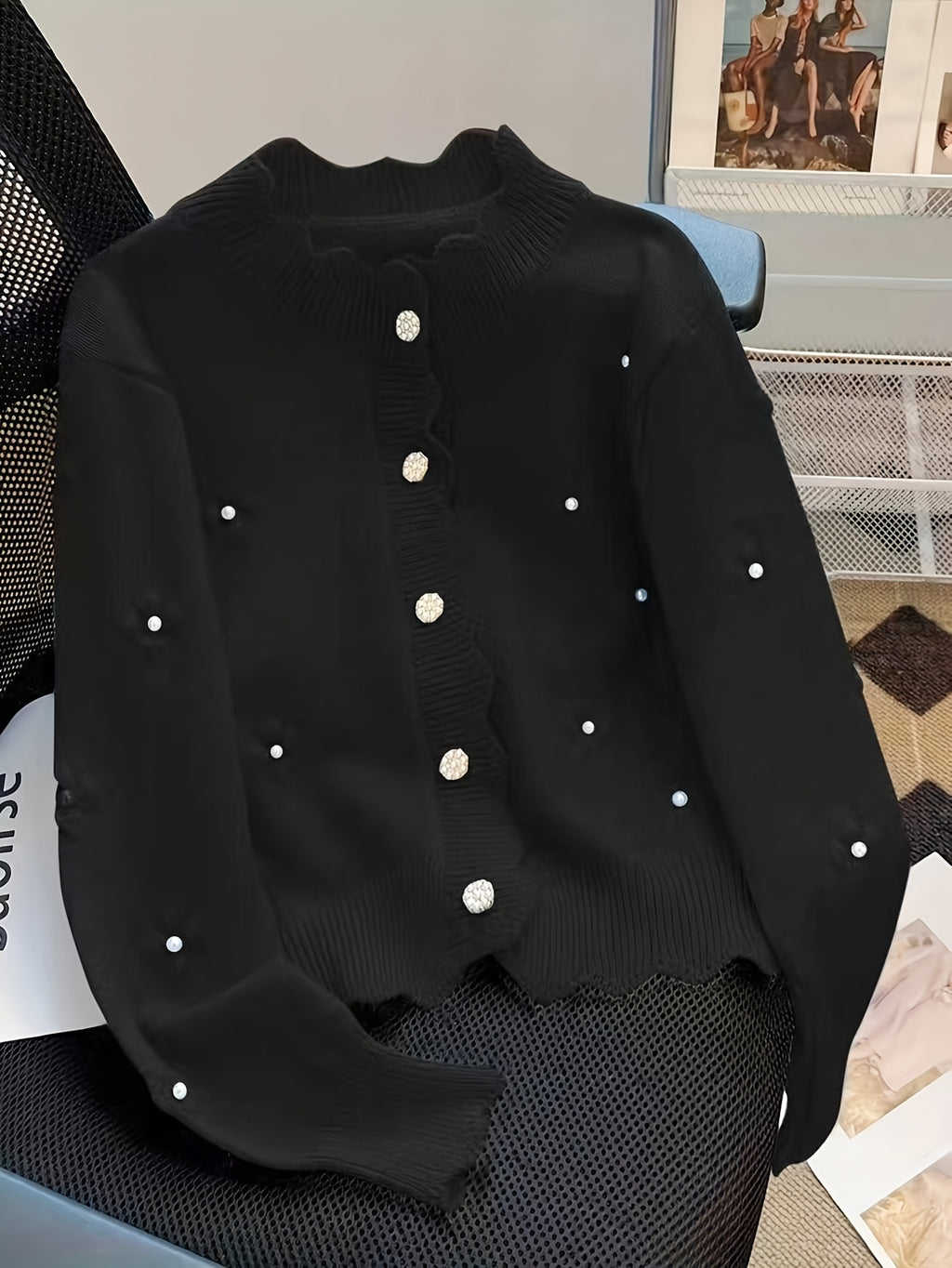 Gilet grande taille, volants, tombé fluide, chaleur d'hiver, vue de profil