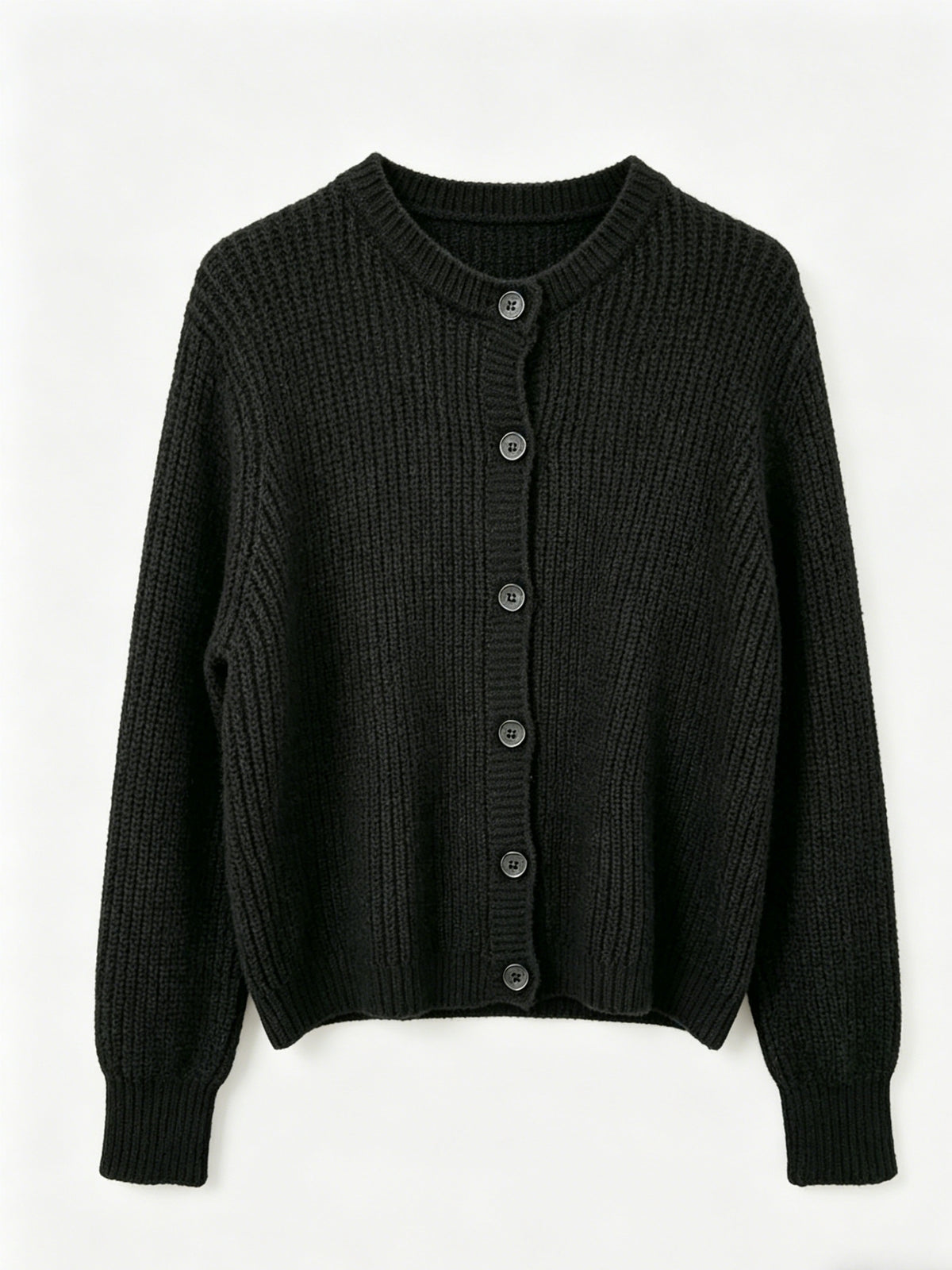 Cardigan grande taille, coupe oversize, manches longues, toucher moelleux, détail du tissu