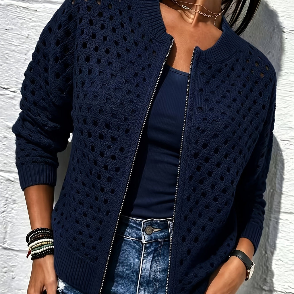 Pull grande taille, détail ajouré, détail du tissu