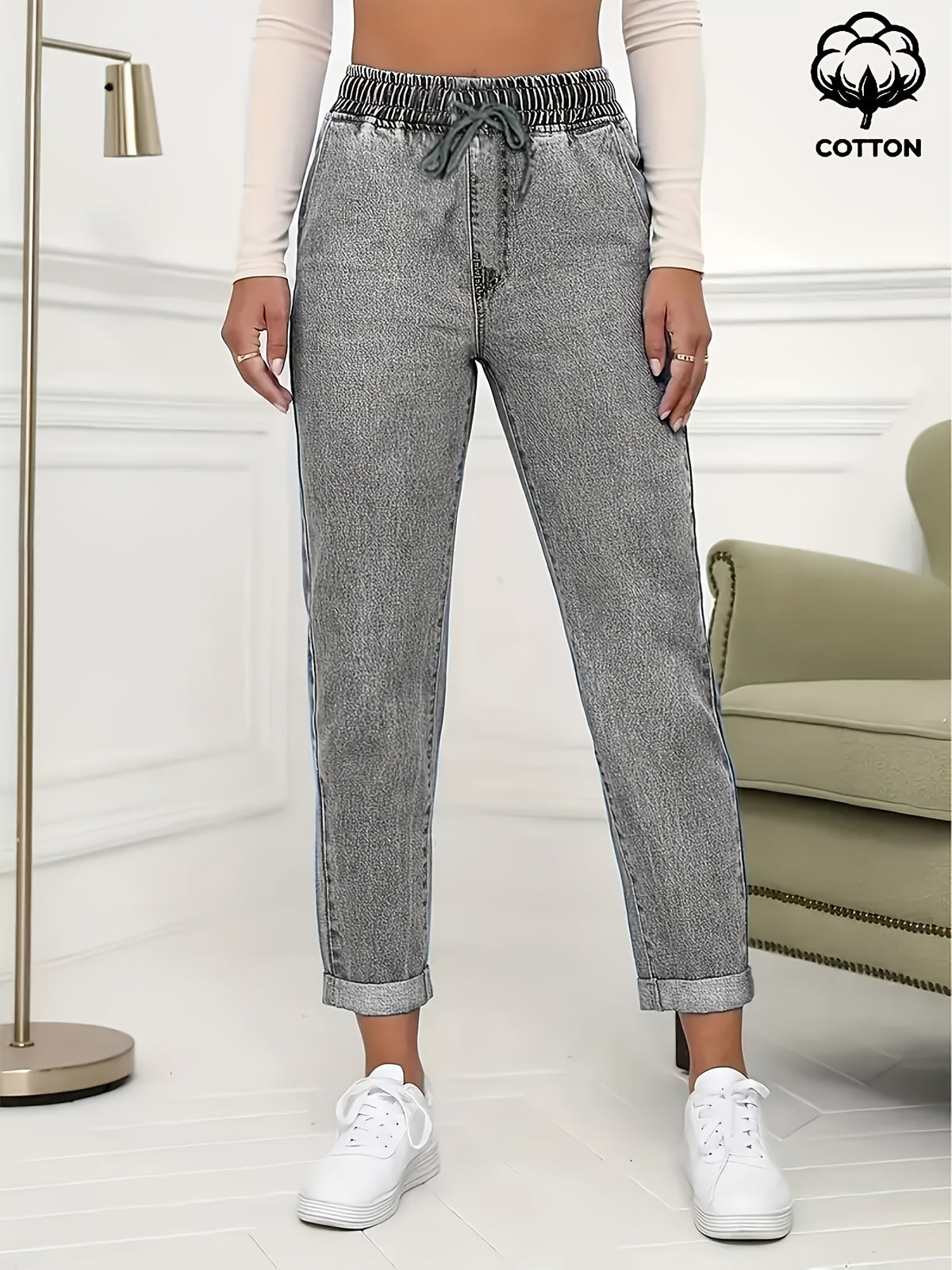 Jean grande taille, coupe droite, tenue franche, cordon de serrage — matière : denim